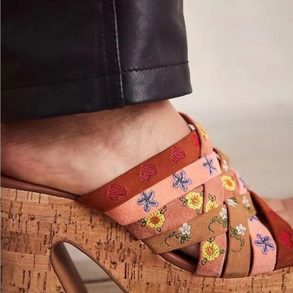 Free People Lisbon Platform Mules Sandal Embroidery Tan Multi Cork - Picture 6 of 10